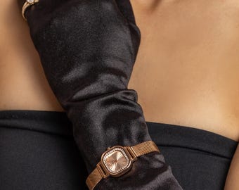 Elegante reloj de oro rosa, diseño cuadrado con detalles de cristal, correa de malla de cuarzo minimalista para mujer