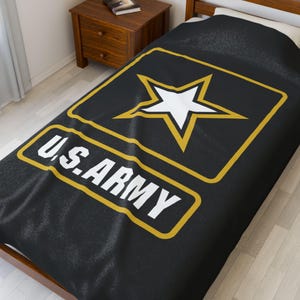 U.S. Army Velveteen Plush Blanket: Military Throw for Veterans