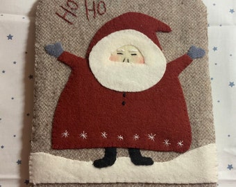 Mug Rug, “Santa”, Wool, 6” x 7”