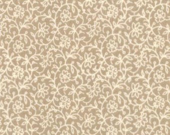French General Floral Lunaire Natural - 1/2 yd. cuts