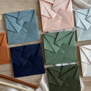 Sobre de origami único para bodas, aniversarios, eventos o celebraciones.