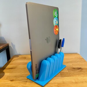 Modern Laptop Stand with Pen Holder | Desk Organiser and Tidy | Home Office Accessory | Desk Setup Gift | Compatible with MacBook Pro M image 6