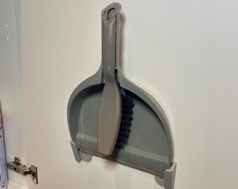 Dust Pan mount for kitchen cabinet | Useful gift for him or her | Handy organiser | Kitchen Accessory
