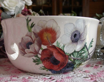 Anemone! Large Ceramic Yarn Bowl / Yarn Holder