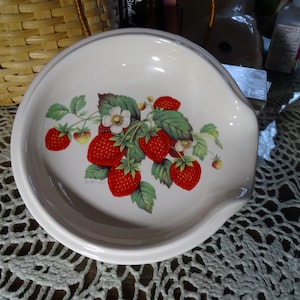 Strawberries! Large Spoon/Ladle Rest