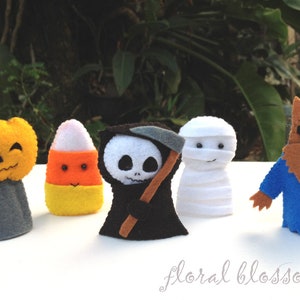 Digital Pattern: Halloween Friends 01 Felt Finger Puppets image 3