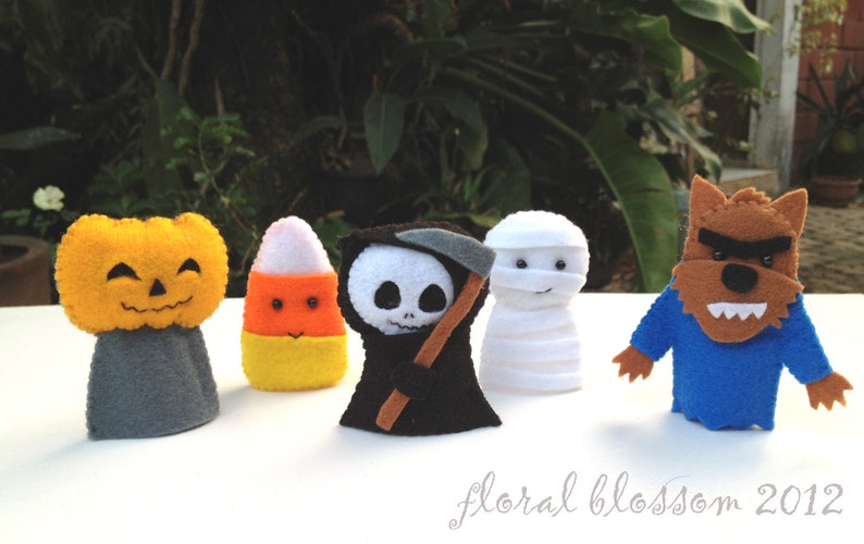 Digital Pattern: Halloween Friends 01 Felt Finger Puppets image 3