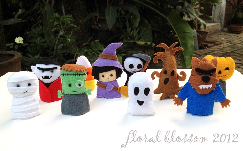 Digital Pattern: Halloween Friends 01 Felt Finger Puppets image 5