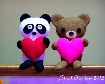 Digital Pattern: Valentine Pals (Felt Doll)