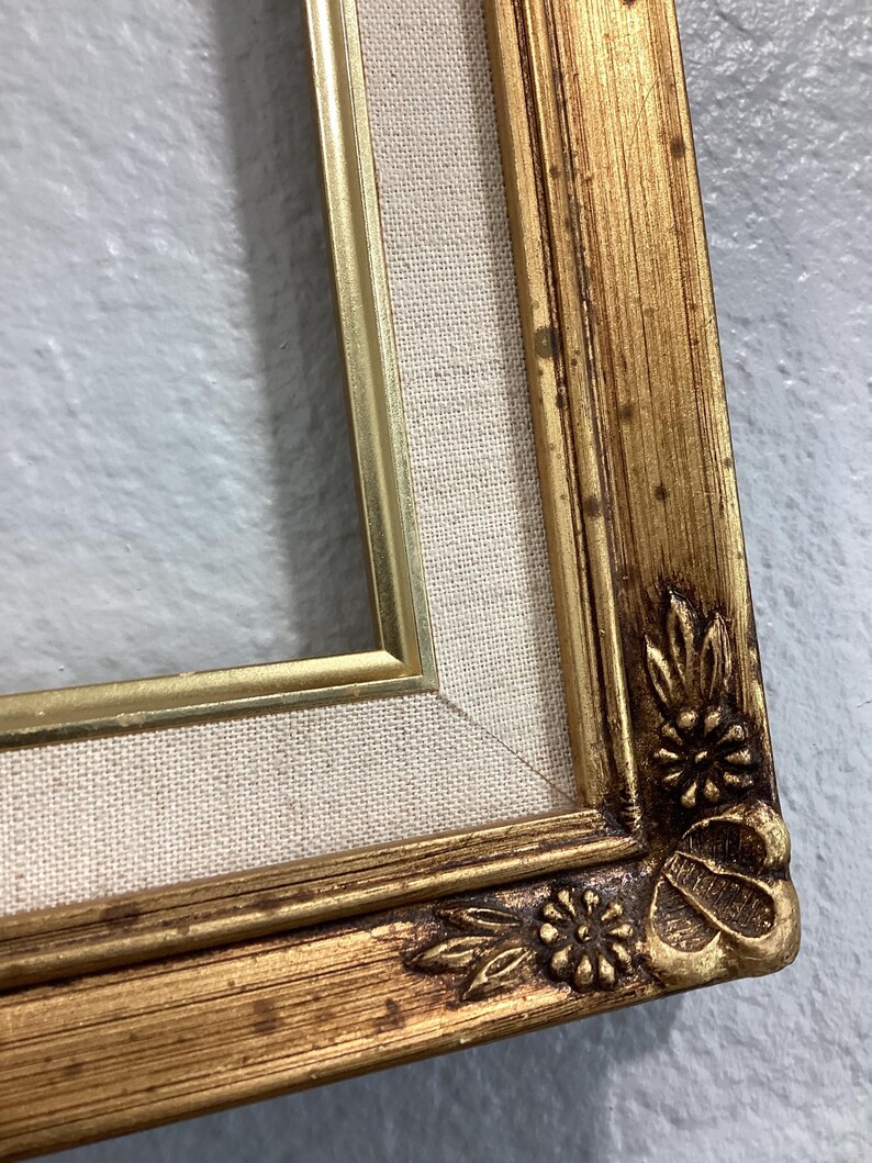 Midcentury Picture or Art frame, Wooden ornate frame with canvas mat board. 2 sizes available. image 8