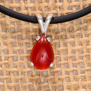 Carnelian Necklace, Carnelian Pendant, Carnelian Jewelry, Gemstone Necklace, Silver Necklace, Boho Necklace, Best Friend Gift, Red Stone,