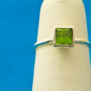 Peridot Princess Cut Stacking Ring, Meaningful Jewelry, August Birthstone, Minimalist Ring, 16th Wedding Anniversary Gift