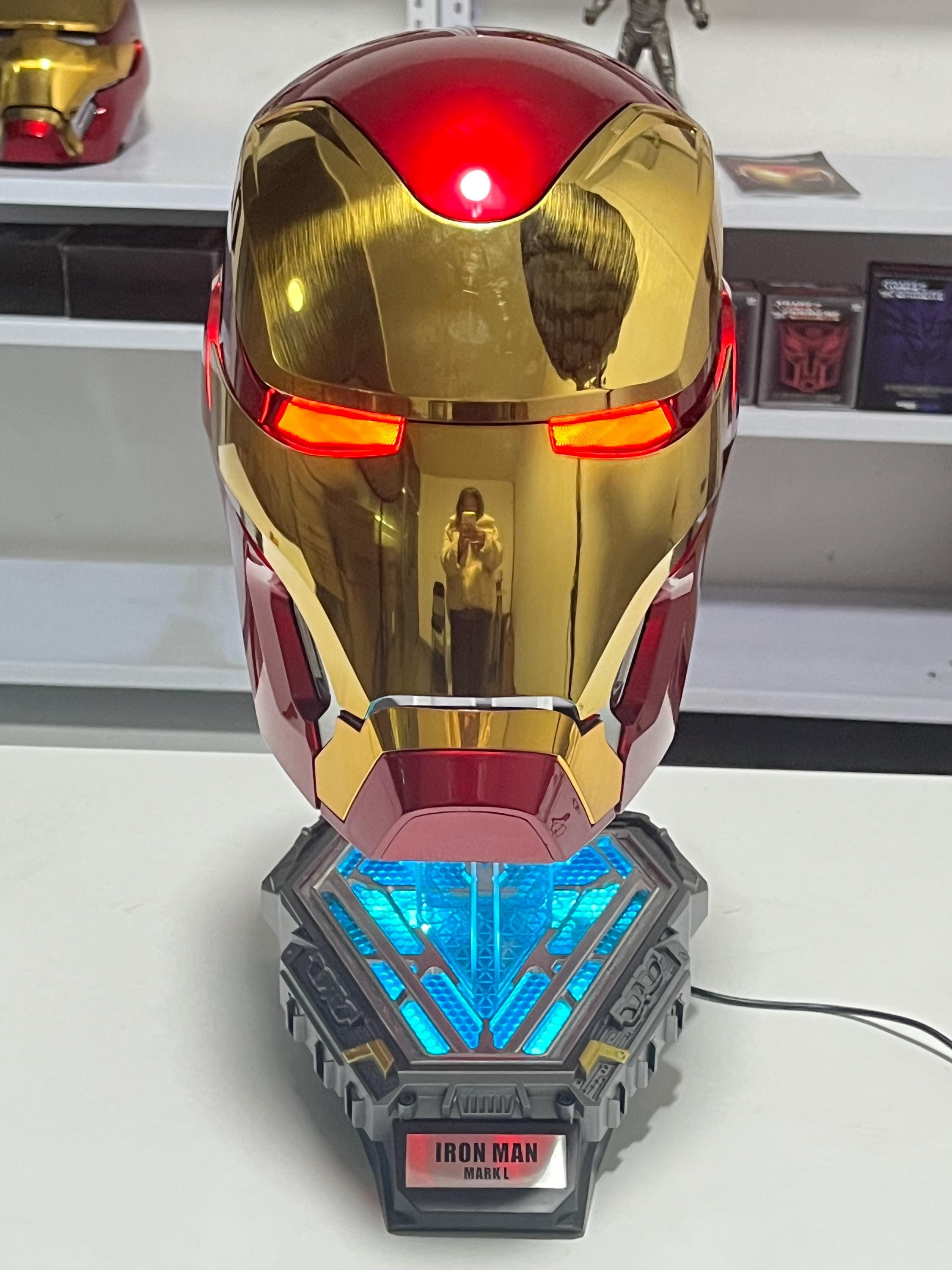 アベンジャーズ MK50 バスト LEDライト付き アベンジャーズ MK50 バスト LEDライト付き