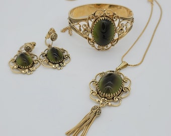 Vintage 60s Signed Whiting & Davis Green Cabochon Bracelet Necklace Earrings 3-piece Set Lot