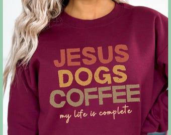 Camiseta de café con perros de Jesús, camiseta gráfica para amantes de los perros, camiseta cristiana para mamás de perros, camiseta de perro adorable, camiseta cristiana divertida