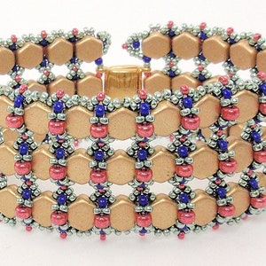 Beading Tutorial for Wallflowers Bracelet, beading tutorials, bracelet tutorials, beadweaving tutorials, beadwoven tutorials, Honeycombs