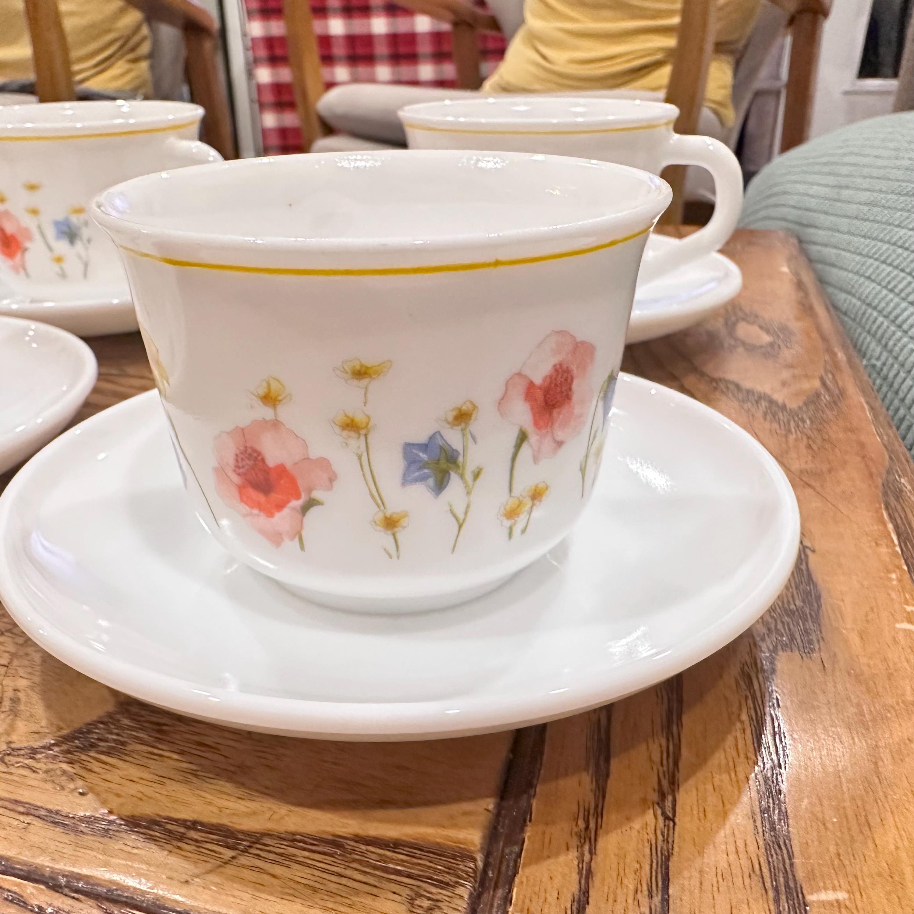 ヴィンテージ アルコパル フローラルティーカップ＆ソーサー 8個セット