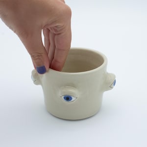 Design unico dell'occhio in ceramica fatta a mano, regalo di compleanno artistico, malocchio