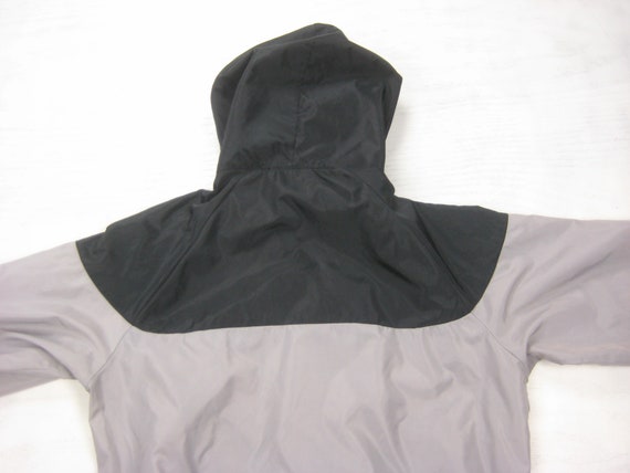 nike windrunner jacket m