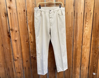 60s/70s Levis Big E Sta-Prest Slacks Vintage Made in USA Men’s Beige Cream Slim Straight Mod Collegiate Beach Boy Pants 36/37 x 29