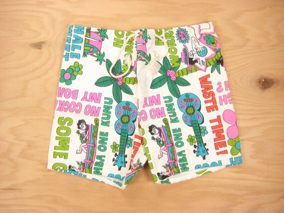 hawaiian print swim trunks
