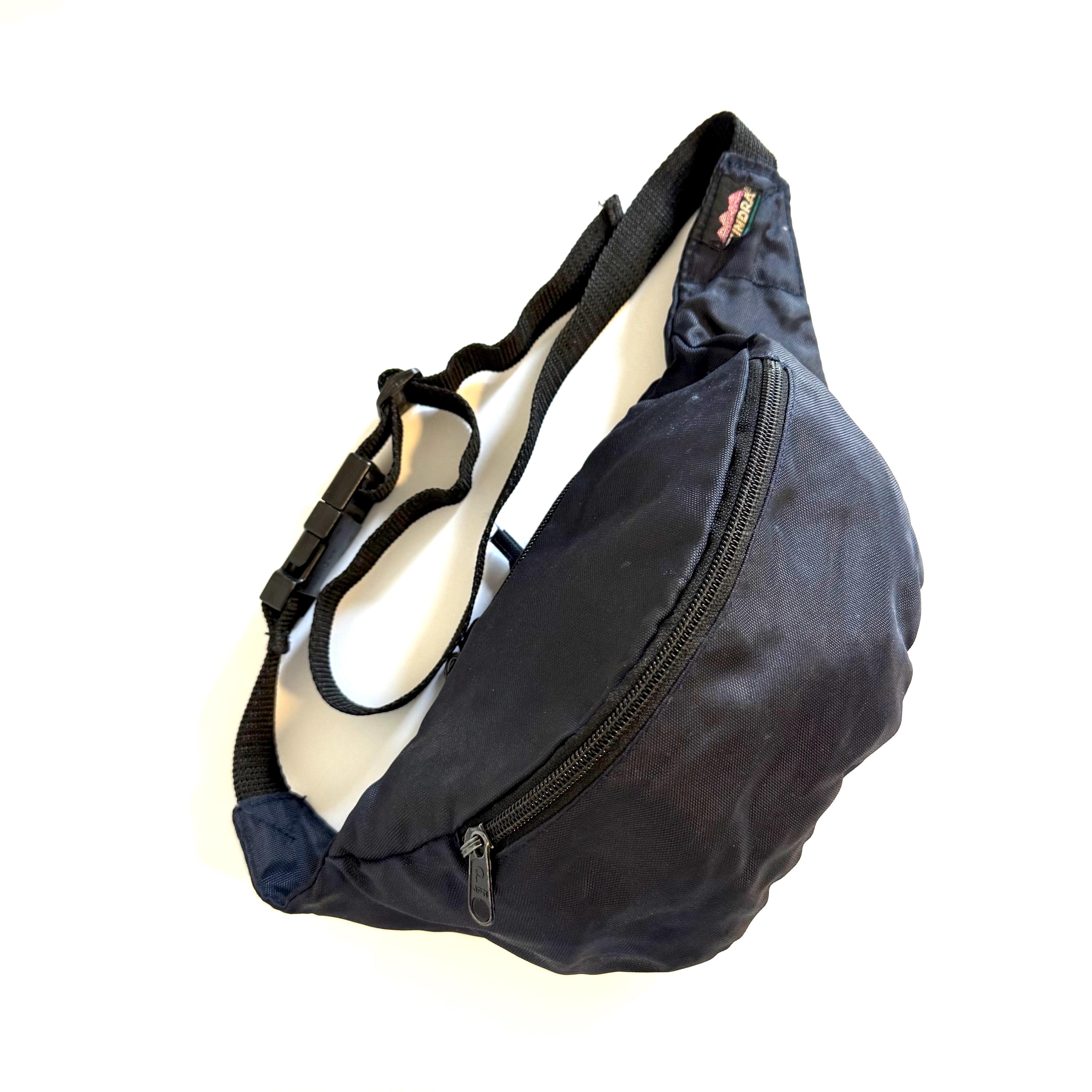 Sac Banane Eastsport Noir Vintage Années 90 - Taille Réglable - Occasion - Style Rétro