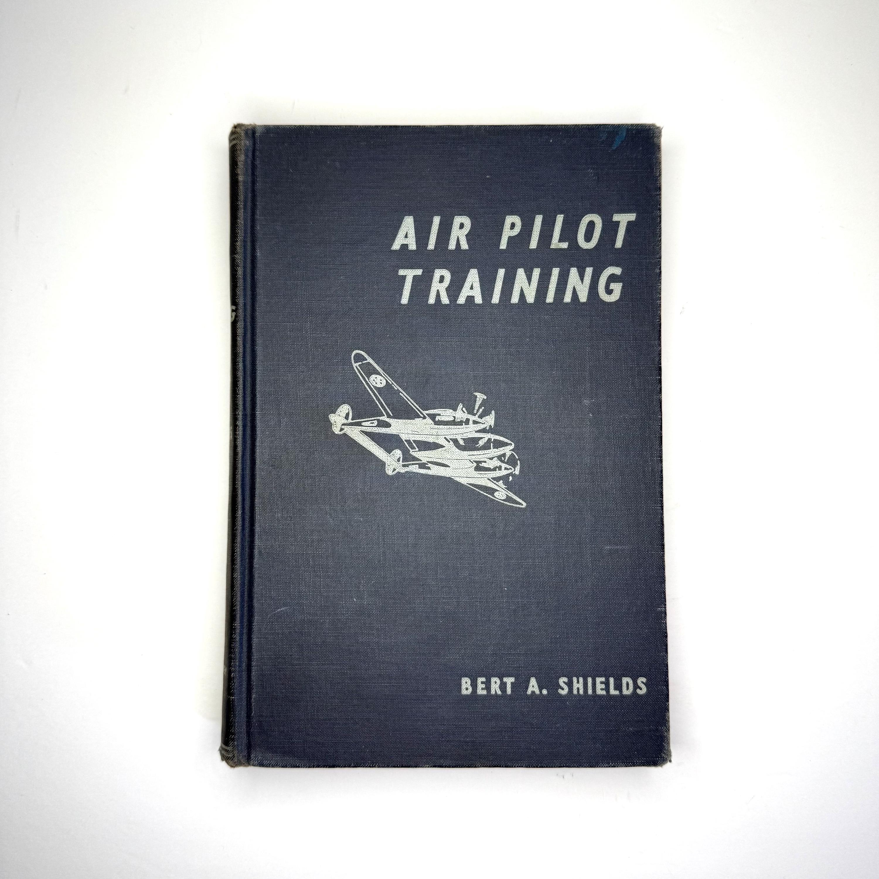 アメリカ　空軍　マニュアル　ポケット版　Air Force airman Airman's Manual by US Air Force , Paperback | Pangobooks