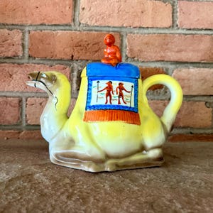 1940’s Camel Teapot by Gold Castle - Vintage Ceramic Tea Pot with Egyptian Motifs