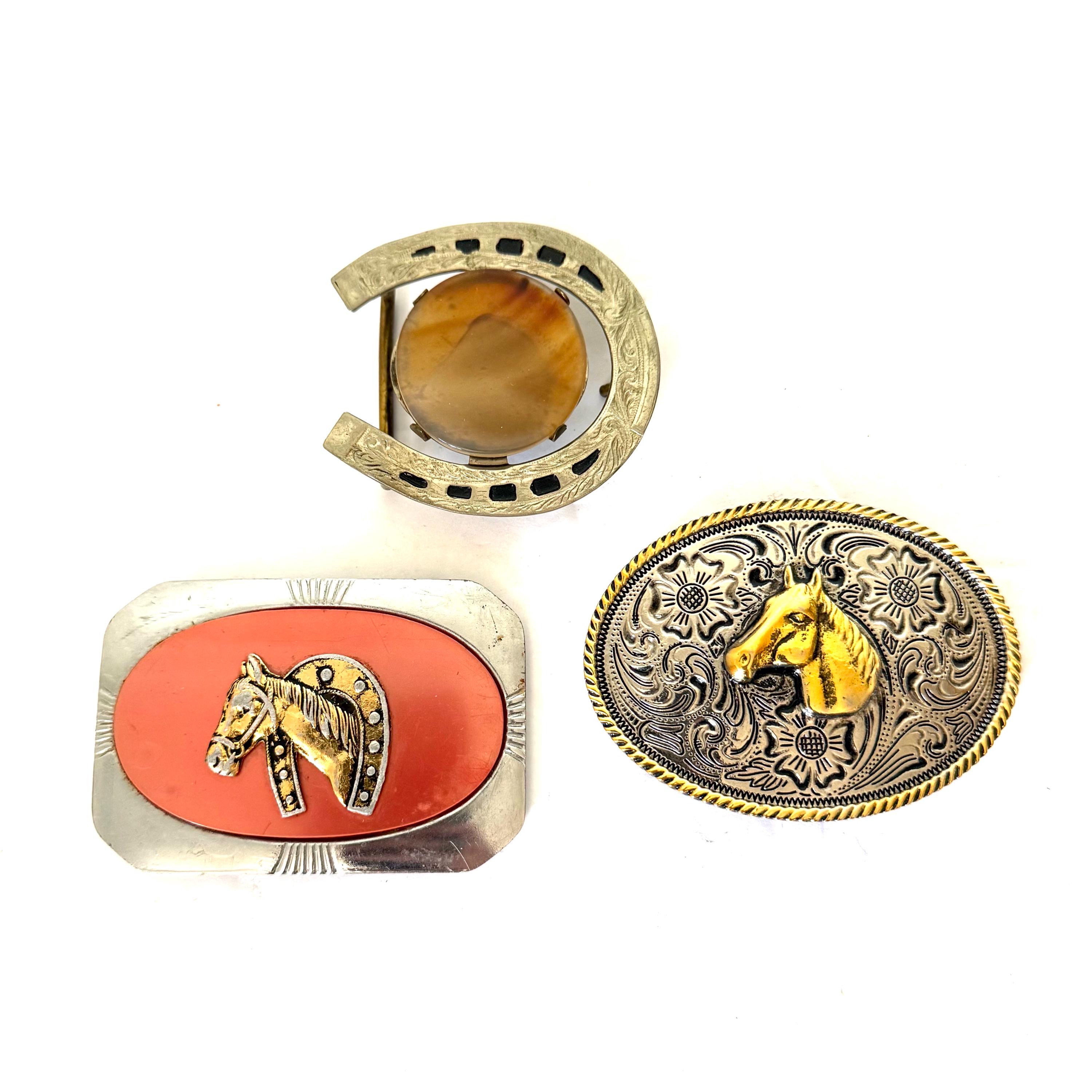 ビンテージ バックル 馬 ホース ルビー ビンテージ バックル 馬 ホース