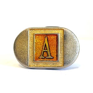 Fivela de cinto vintage dourada com letra "A" pequena da Lee, fabricada em Nova York, EUA - Iniciais personalizadas, presente exclusivo