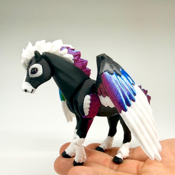 Articulated Pegasus Fidget Toy, 3D Printed Rainbow Wing Horse Figurine, Mythical Creature Desk Buddy, Fantasy Lover Gift