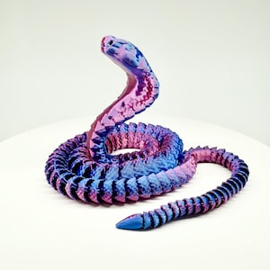 Articulated 3D Printed Cobra Snake | Flexible Fidget Toy | Eco-Friendly PLA Stress Relief Desk Decor | Poseable Reptile Gift (Mini/Large)