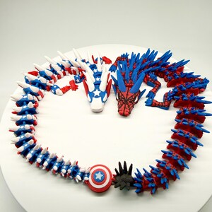Dragón articulado inspirado en el Capitán América, juguete antiestrés de superhéroe impreso en 3D, regalo flexible para fans de Marvel, decoración de escritorio de los Vengadores imagen 13