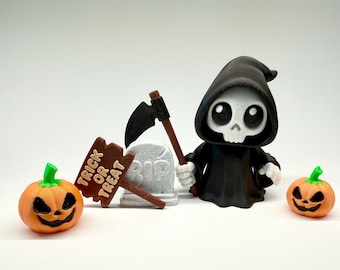 Cute Grim Reaper Figurine, 3D Printed Halloween Decor, Spooky Desk Buddy with Pumpkin & Scythe, Gothic Home Accent, Jack O' Lantern Statue