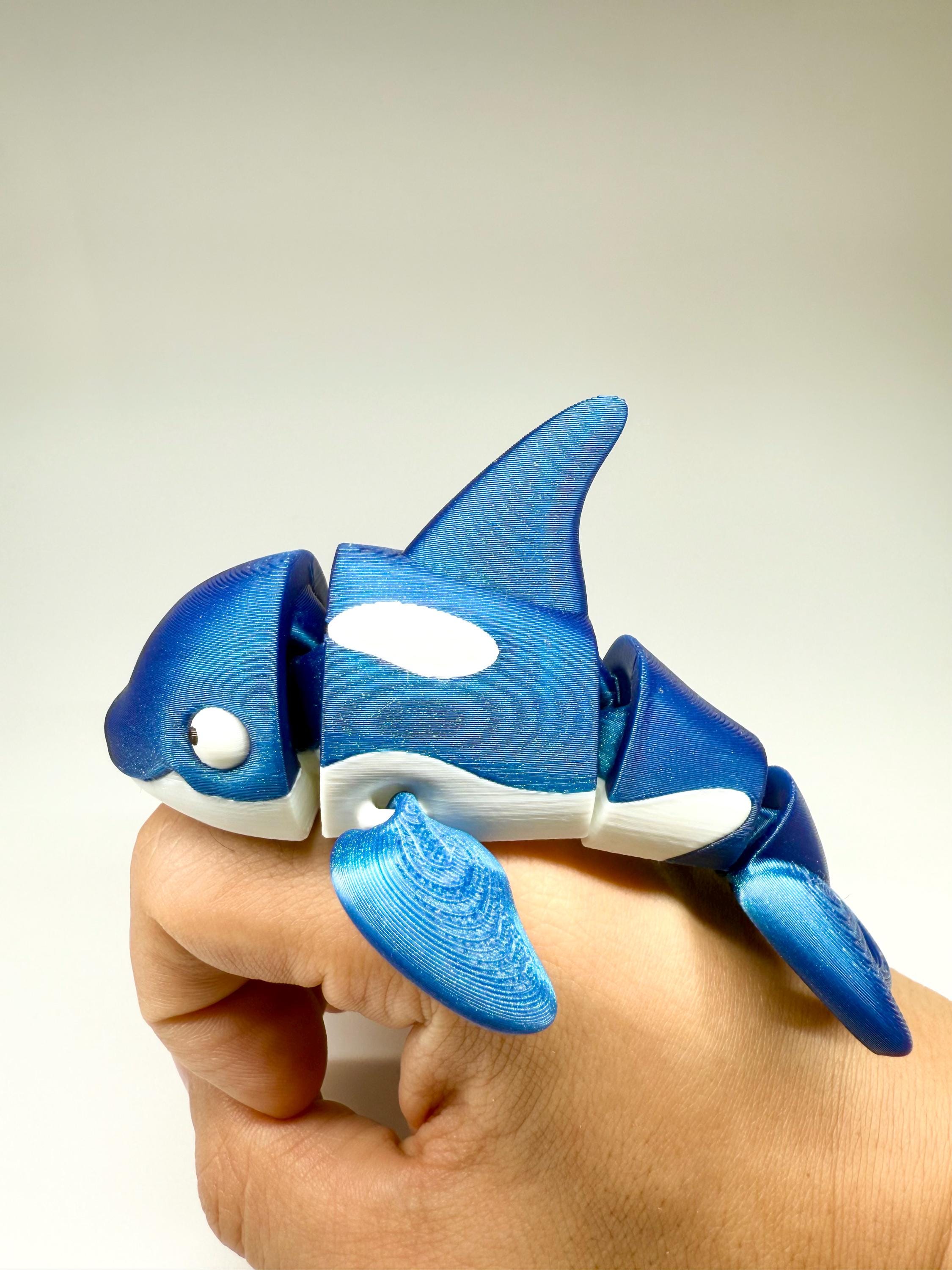Articulated Orca Figurine | 3D Printed Killer Whale Desk Decor