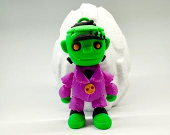 Cute Frankenstein Fidget Toy - 3D Printed Articulated Monster - Halloween Desk Decor - Green and Purple Spooky Gift - Flexi Action Figure