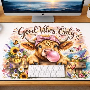 Highland Cow Desk Mat Good Vibes Only, Cute Cow Mouse Pad, Long Gaming Desk Pad, Farmhouse Office Decor, Gift for Her