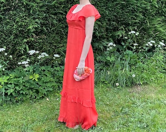 1970s Long coral Crepe Boho Dress