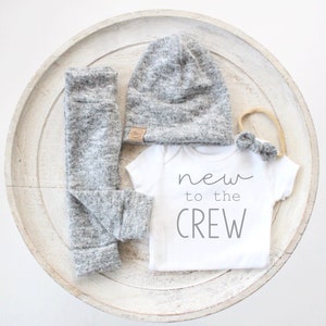 Cozy Grey new to the crew newborn outfit | gender surprise outfit | neutral baby outfit | bringing home baby outfit | cute baby new outfit