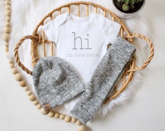 Brushed Grey 4 piece "hi i'm new here" outfit | neutral baby outfit | bringing home baby outfit | baby boy | baby girl | grey baby