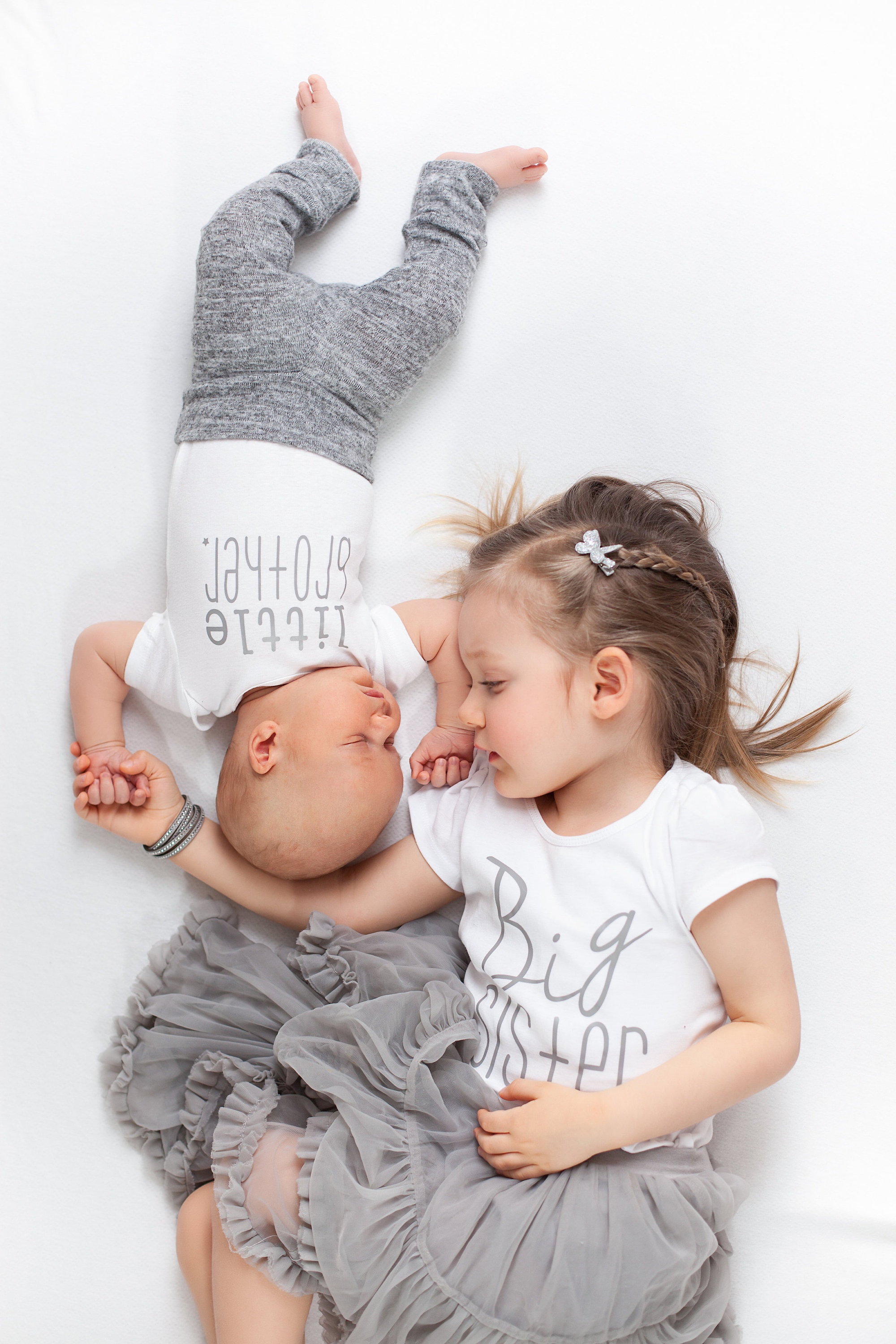 Geschwister Set Big/Little Sister/BrotherT-Shirt und Baby-Body mit Wunschnamen 