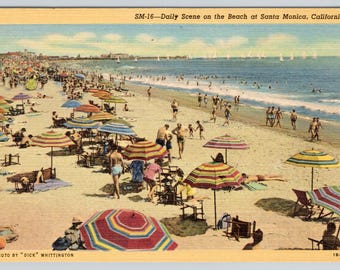 Santa Monica Beach Vintage Postcard - Daily Scene on the California Beach - Standard Size 3.5x5.5 inches - Circa 1940s Linen Post Card