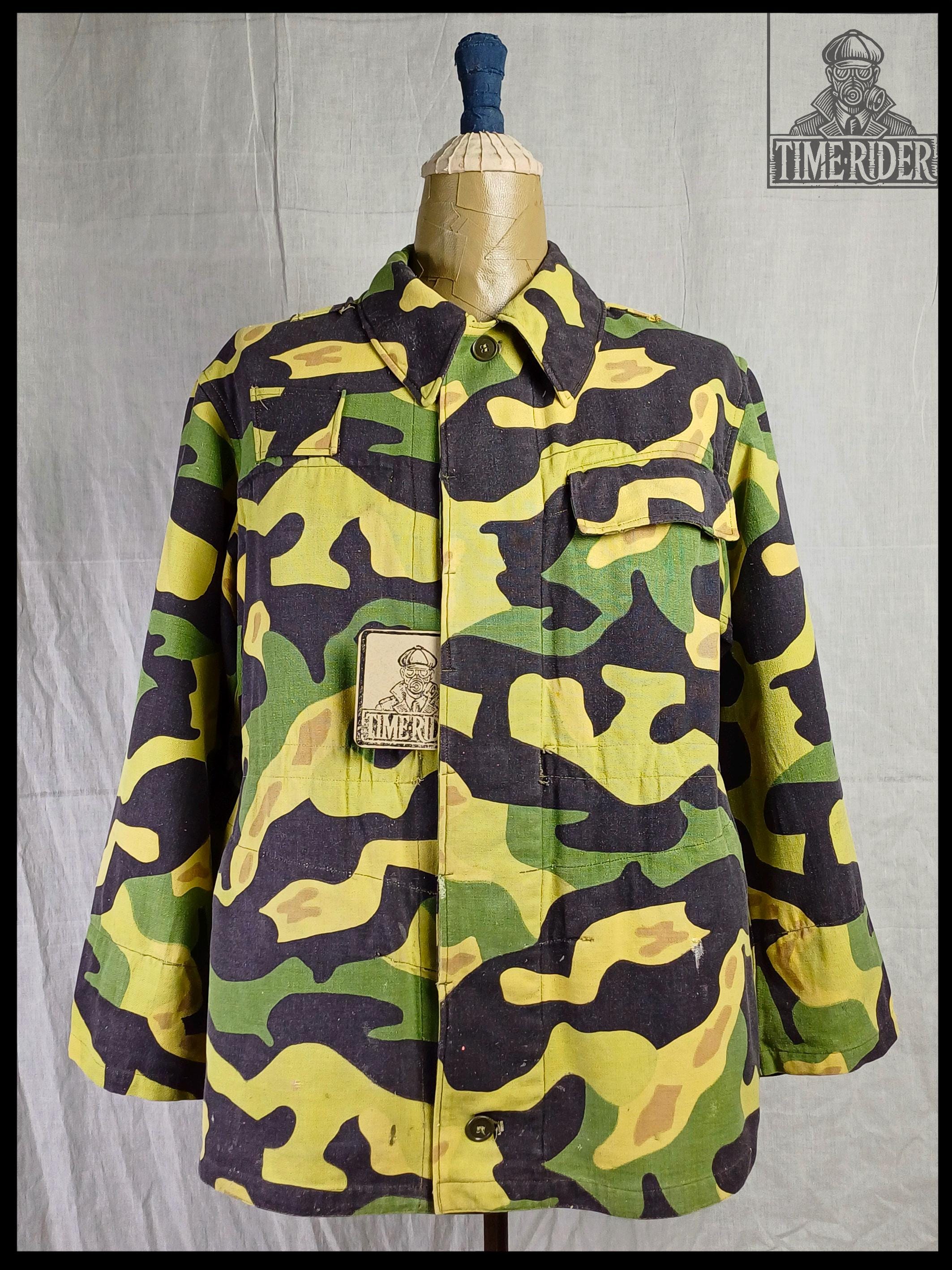 Vintage 1961 Czechoslovakian Army Paratrooper VZ.60 Mlok