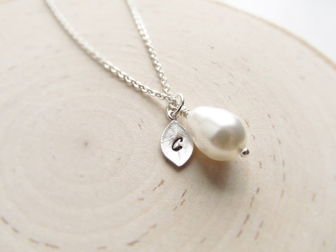 Personalized Silver Teardrop Pearl Necklace With Initial - Etsy