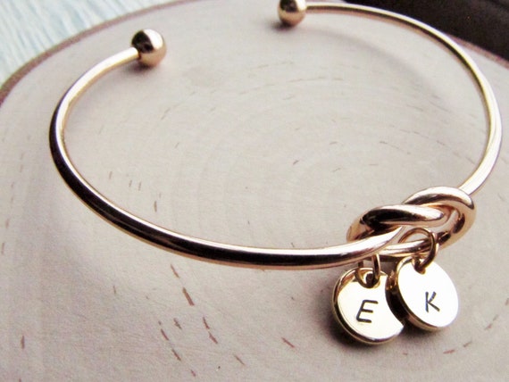 Charm bracelet for mom personalized discount