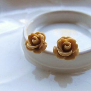 Tan Rose Earrings, Light Brown Flowers on Stainless Steel Posts, Post Stud Earrings, Resin Rose Studs, Floral Jewelry for Fall Autumn image 1