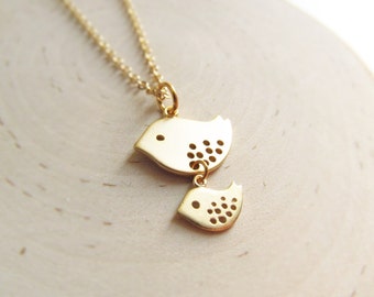 Mom and Baby Bird Necklace, Gold Mother Bird Jewelry, Mommy Necklace, Gift for Mom, Pendant Necklace, New Mom Necklace, Mama Bird Necklace