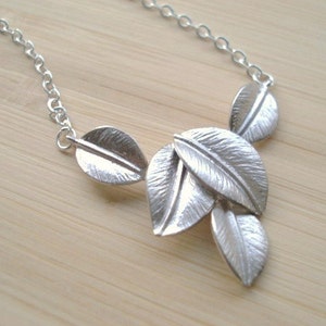 Silver Leaf Necklace, Jewelry for Fall Autumn, Falling Leaves Pendant, Petite Minimalist Jewelry for Everyday Wear