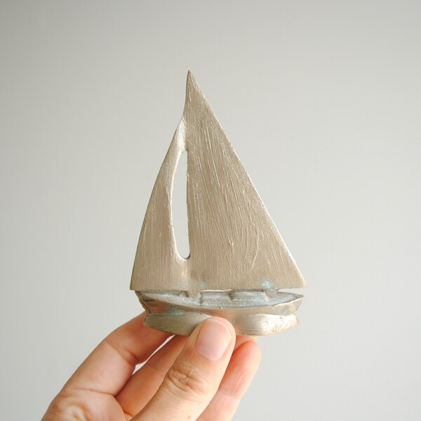 Vintage Brass Sailboat Figure, Sailboat Figurine, Small Metal Sailboat, Tiny Brass Boat