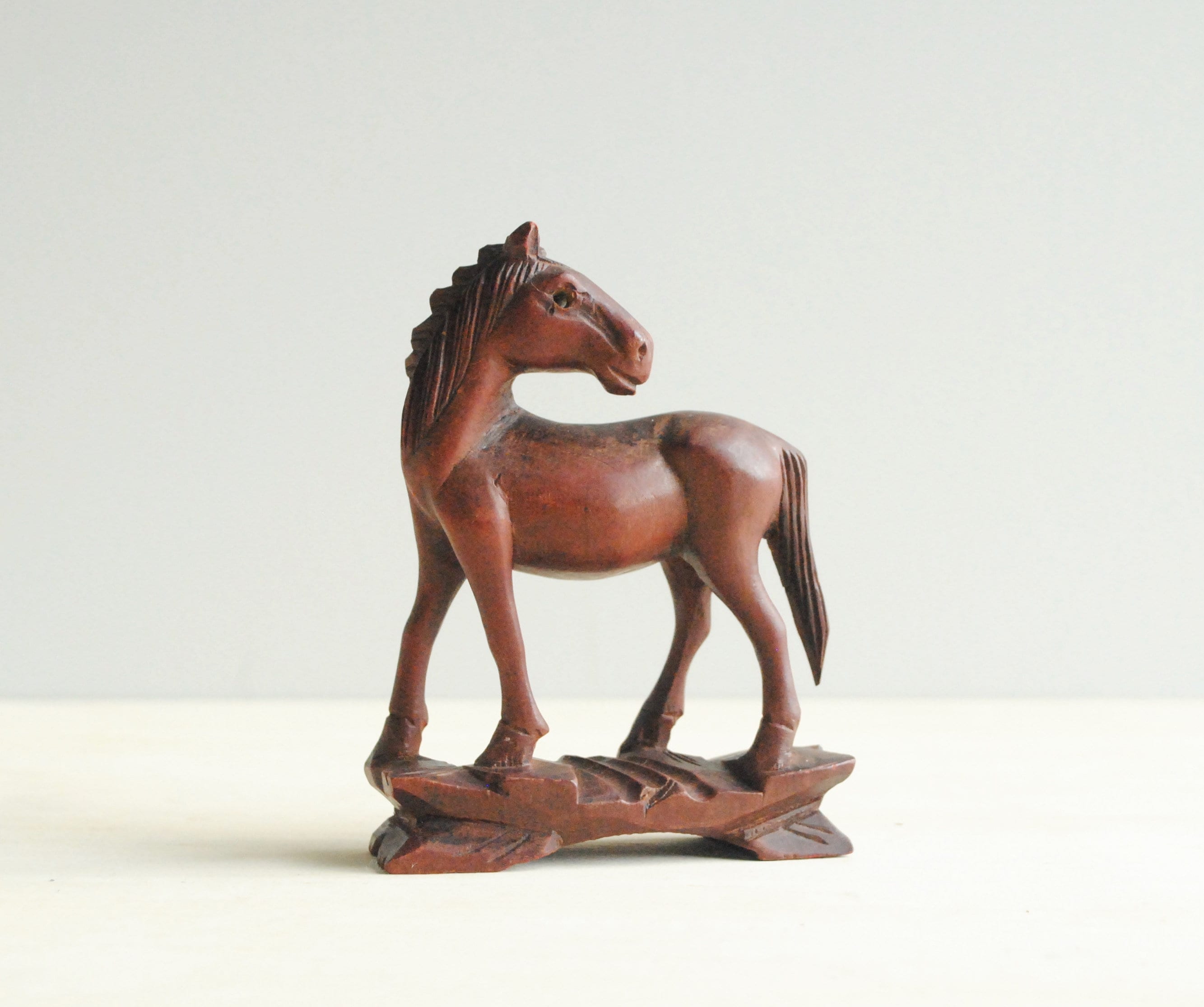 Figurines Handmade Wood horse vintage small hand carved horse foal